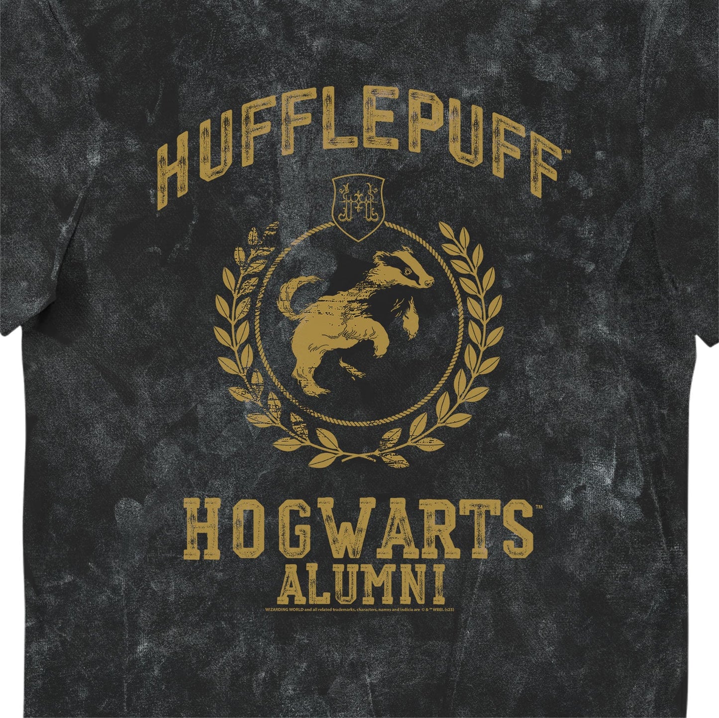 Harry Potter Hufflepuff Hogwarts Alumni Vintage Style Adults T-Shirt